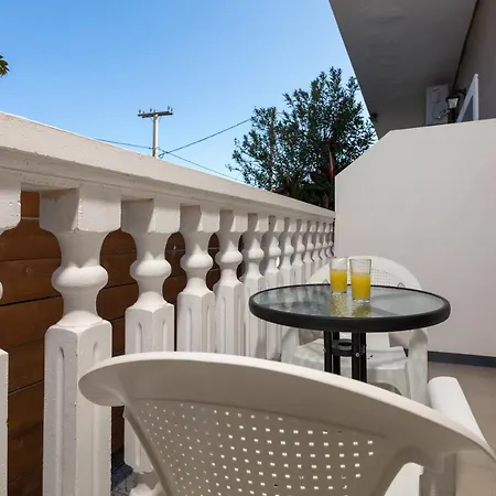 Mare Blu Studios & Suites Laganas Exterior photo
